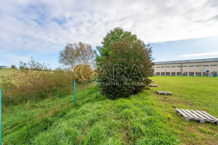 Prodej komerčního pozemku, Rosice, 3658 m2