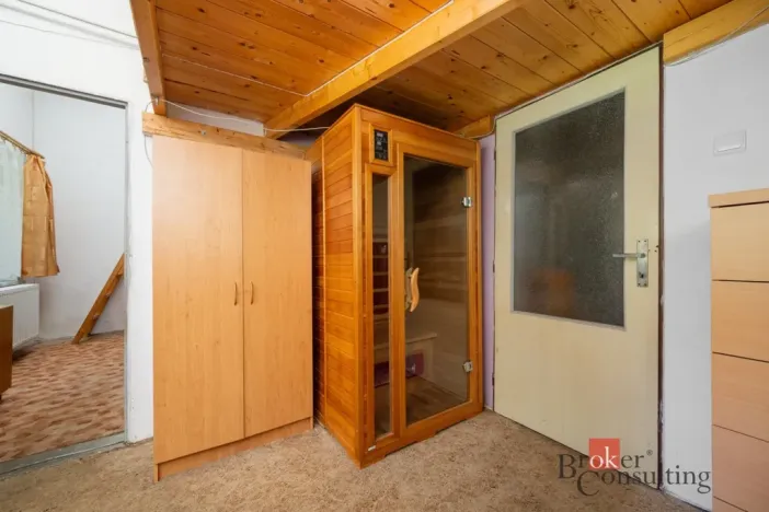 Prodej rodinného domu, Janov nad Nisou, 379 m2