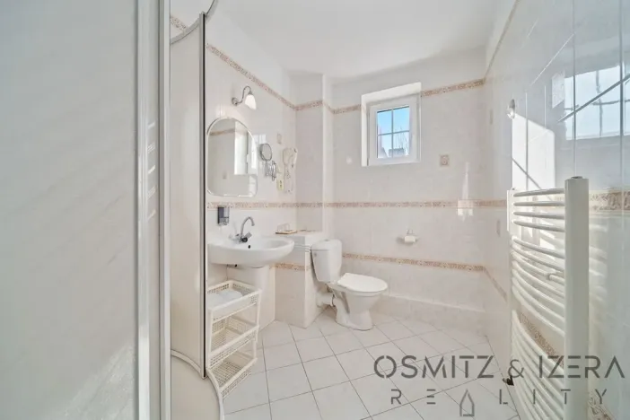 Prodej ubytování, Praha - Libeň, Davídkova, 890 m2