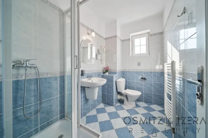 Prodej ubytování, Praha - Libeň, Davídkova, 890 m2