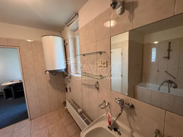 Pronájem skladu, Praha - Horní Počernice, Bystrá, 100 m2