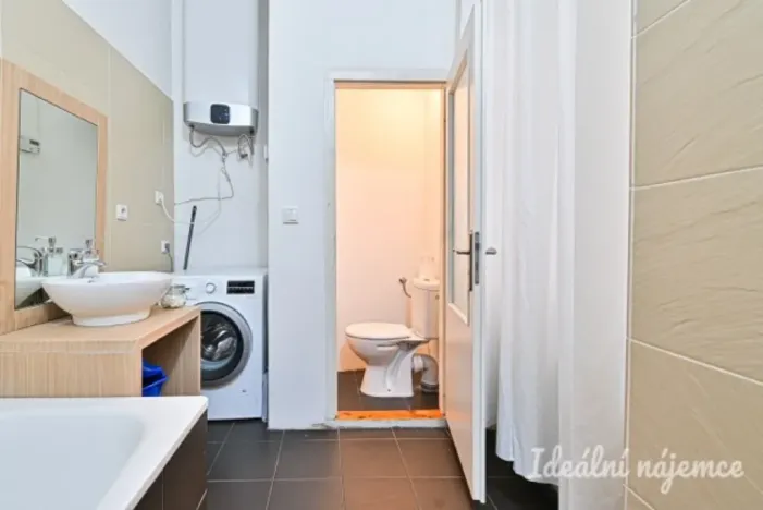 Pronájem bytu 2+1, Brno, Veselá, 52 m2