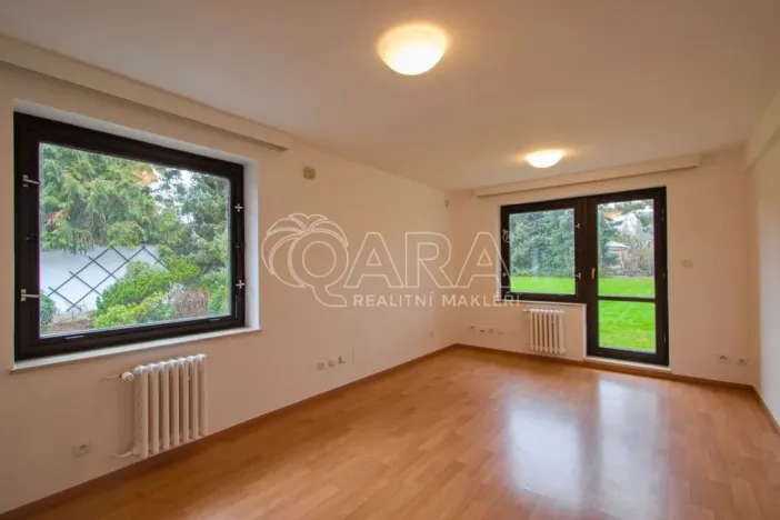 Pronájem rodinného domu, Praha - Kunratice, Ke hrádku, 417 m2