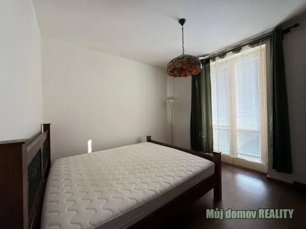 Pronájem bytu 2+kk, Praha - Malá Strana, Mostecká, 54 m2