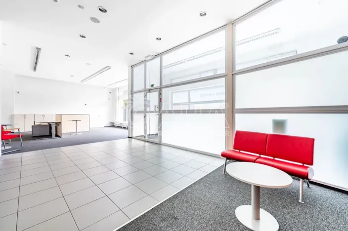 Pronájem obchodního prostoru, Roztoky, Lidická, 143 m2