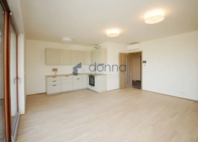 Pronájem bytu 2+kk, Praha, Lučištníků, 56 m2