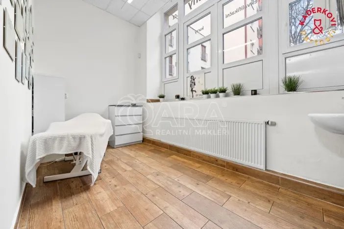 Prodej obchodního prostoru, Brno, Lidická, 153 m2