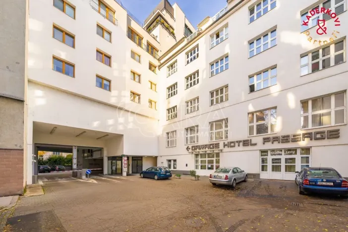 Prodej obchodního prostoru, Brno, Lidická, 153 m2