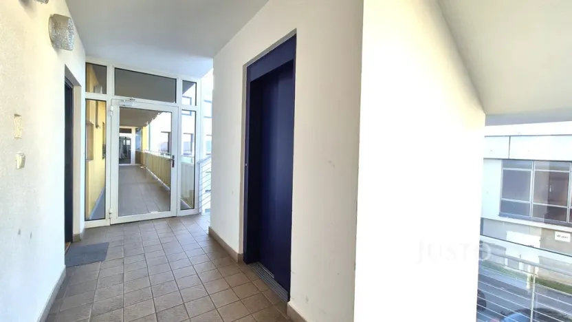 Pronájem bytu 2+kk, Písek - Pražské Předměstí, V Portyči, 65 m2