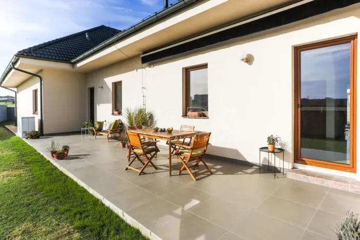 Prodej rodinného domu, Jesenice, Papoušková, 695 m2