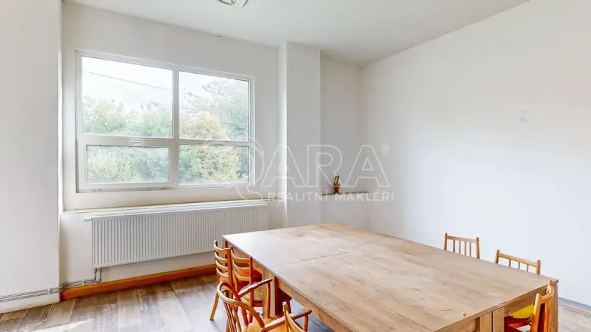 Pronájem skladu, Luby, 1700 m2