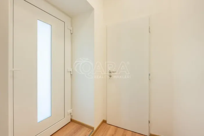 Pronájem obchodního prostoru, Buštěhrad, Žižkova, 31 m2