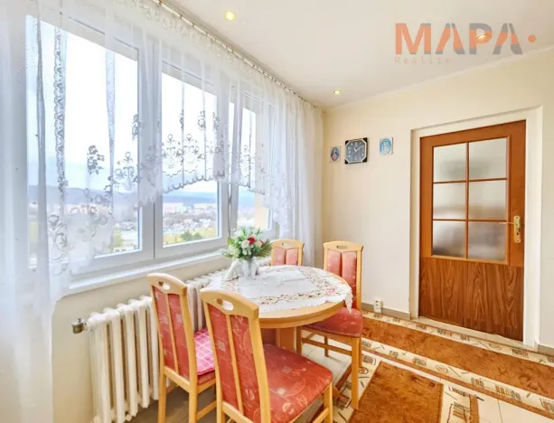 Prodej bytu 3+1, Chomutov, Pod Břízami, 61 m2