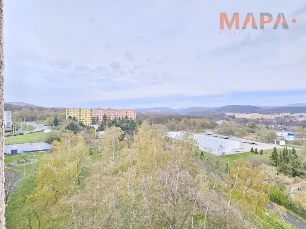 Prodej bytu 3+1, Chomutov, Pod Břízami, 61 m2