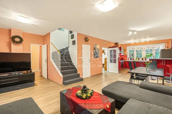 Prodej rodinného domu, Hostivice, Vodňanského, 195 m2