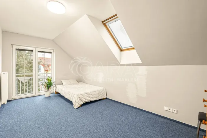 Prodej rodinného domu, Hostivice, Vodňanského, 195 m2