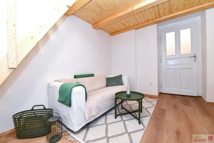 Prodej bytu 1+kk, Praha - Bubeneč, Sochařská, 28 m2