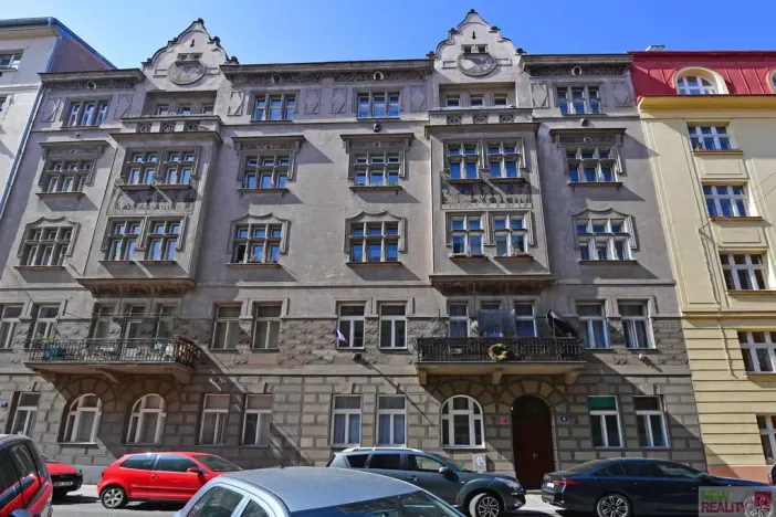 Prodej bytu 1+kk, Praha - Bubeneč, Sochařská, 28 m2