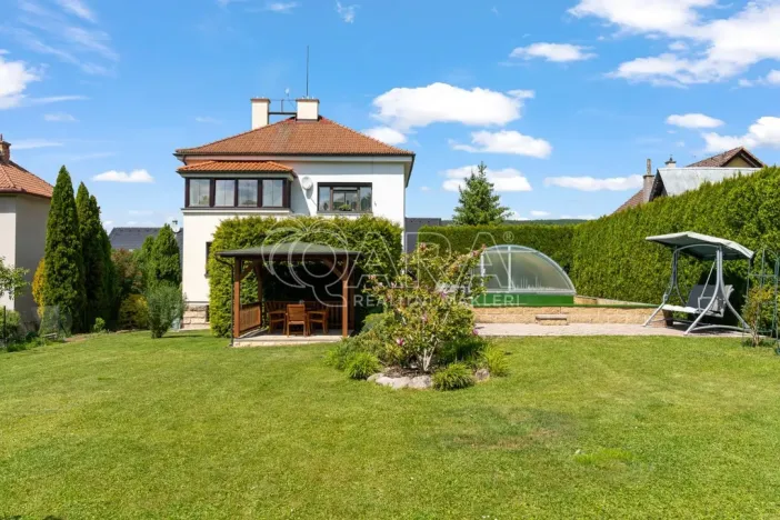 Prodej rodinného domu, Lázně Bělohrad, Tyršova, 247 m2