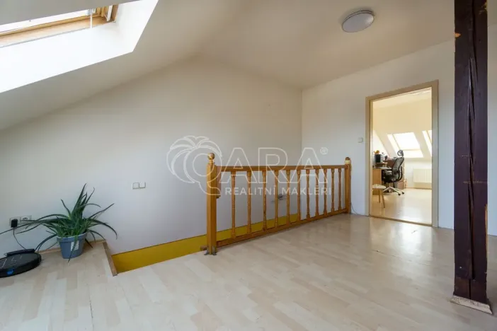 Prodej bytu 3+1, Brandýs nad Labem-Stará Boleslav - Brandýs nad Labem, Komenského nám., 99 m2