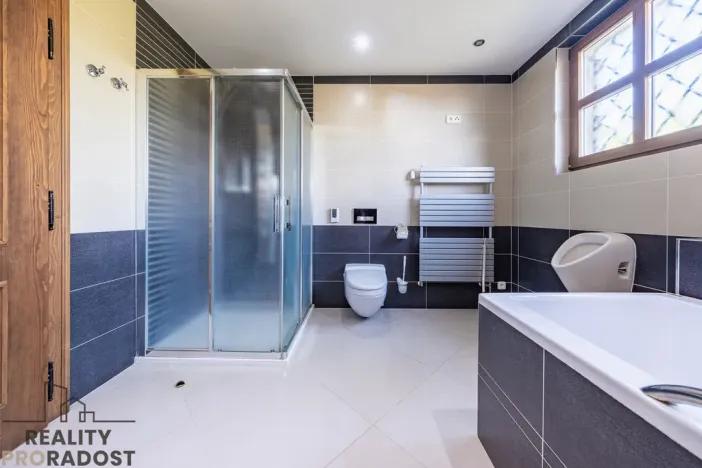 Prodej vily, Chomutov, Ve Stráni, 660 m2