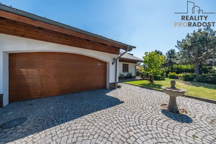 Prodej vily, Chomutov, Ve Stráni, 660 m2