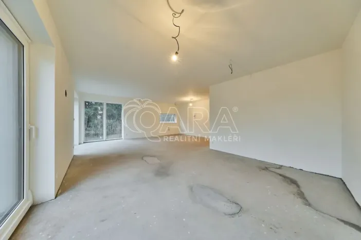 Prodej bytu 4+kk, Mladé Buky - Hertvíkovice, 132 m2