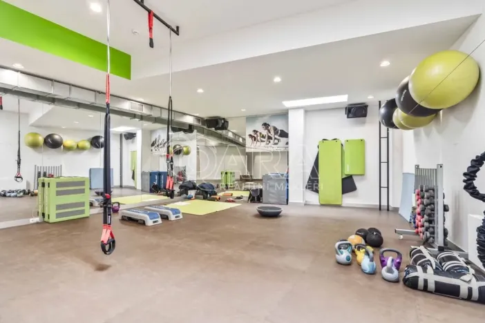 Pronájem kanceláře, Praha - Dejvice, Evropská, 236 m2