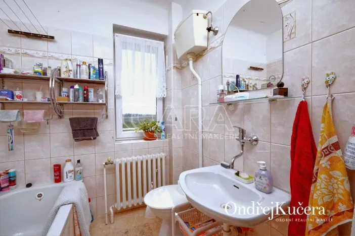 Prodej rodinného domu, Kosoř, Dolejší, 250 m2