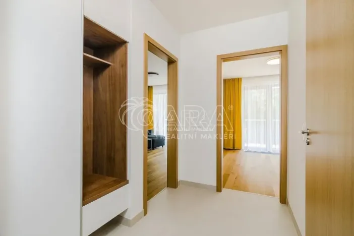 Pronájem bytu 2+kk, Praha - Košíře, Naskové, 53 m2