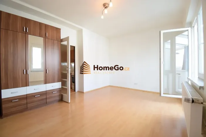 Pronájem bytu 2+kk, Praha - Nusle, U gymnázia, 52 m2