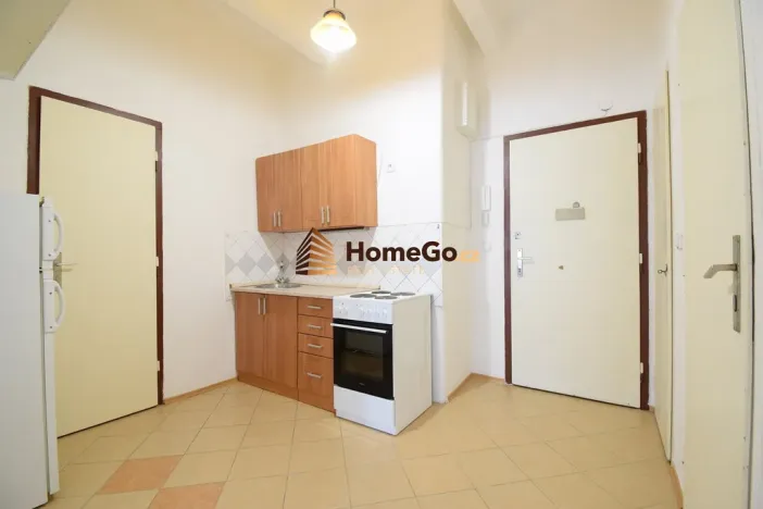 Pronájem bytu 2+1, Praha - Nusle, U gymnázia, 60 m2