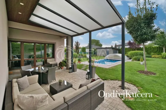 Prodej rodinného domu, Kostelec nad Labem, K Jahodovce, 140 m2