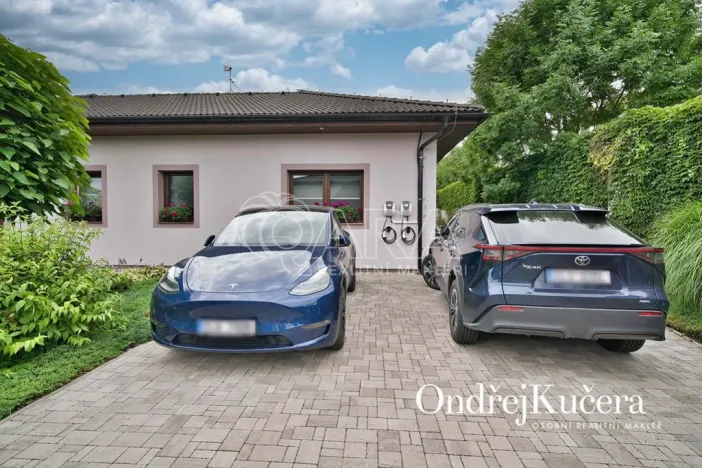 Prodej rodinného domu, Kostelec nad Labem, K Jahodovce, 140 m2