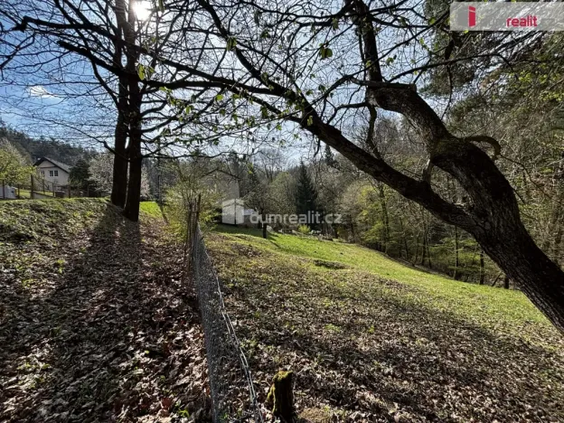 Prodej pozemku pro bydlení, Luhačovice, Lužné, 1153 m2