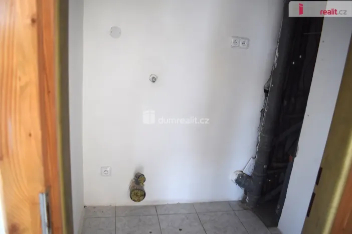 Pronájem komerční nemovitosti, Sukorady, 142 m2