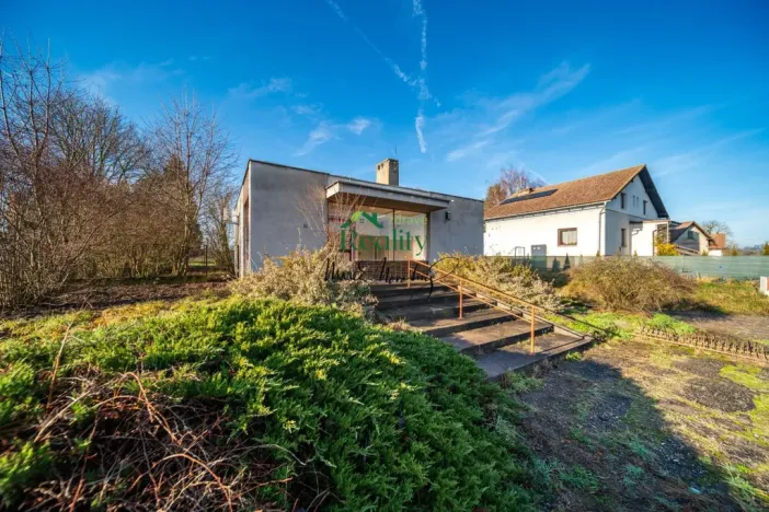 Prodej obchodního prostoru, Sovětice, 90 m2