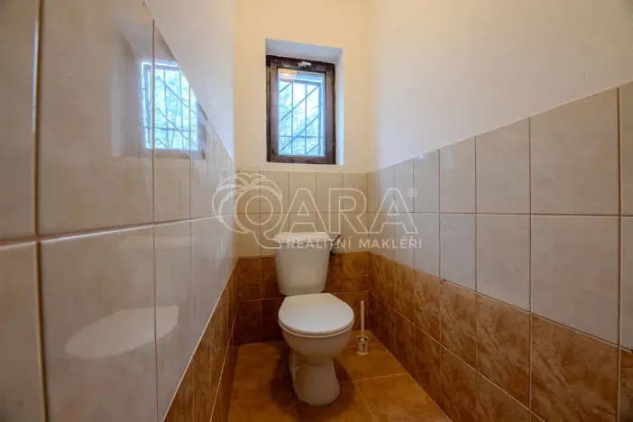 Pronájem kanceláře, Vestec, Vestecká, 252 m2