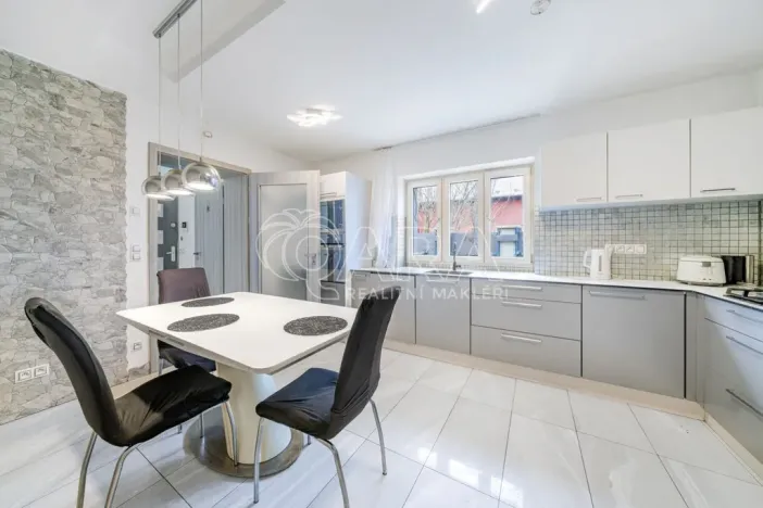 Prodej rodinného domu, Říčany, Rooseveltova, 164 m2