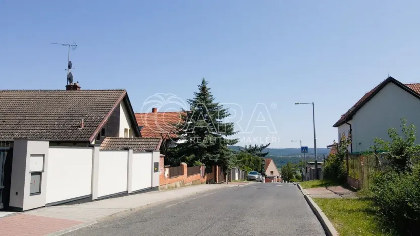 Prodej pozemku pro bydlení, Praha - Radotín, Strážovská, 947 m2