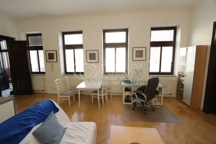 Pronájem kanceláře, Praha - Nové Město, Štěpánská, 71 m2