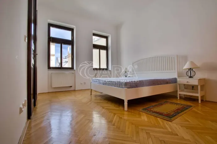 Pronájem bytu 2+kk, Praha - Nové Město, Štěpánská, 65 m2