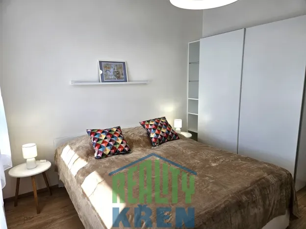 Pronájem bytu 2+kk, Praha - Hlubočepy, Fabiánové, 41 m2