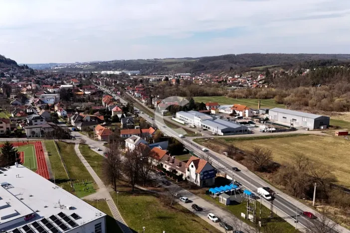 Prodej obchodního prostoru, Želechovice nad Dřevnicí, 4. května, 210 m2