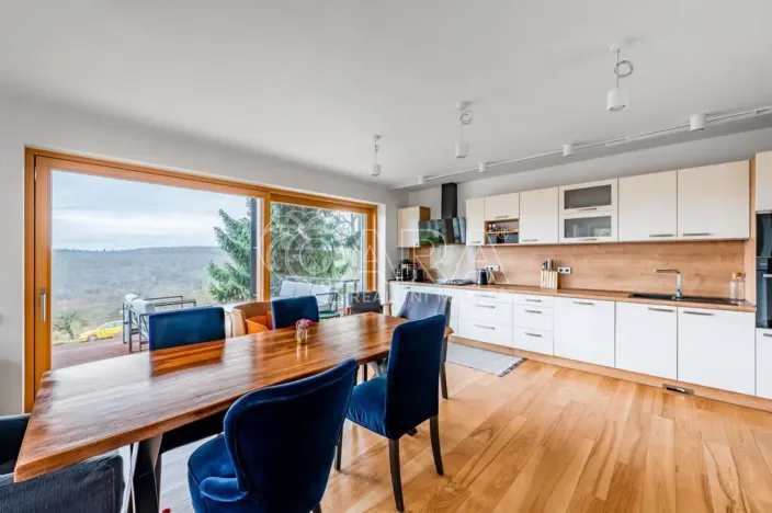 Pronájem kanceláře, Roztoky, Nad vinicemi, 393 m2