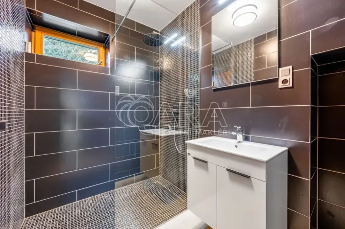 Pronájem kanceláře, Roztoky, Nad vinicemi, 393 m2