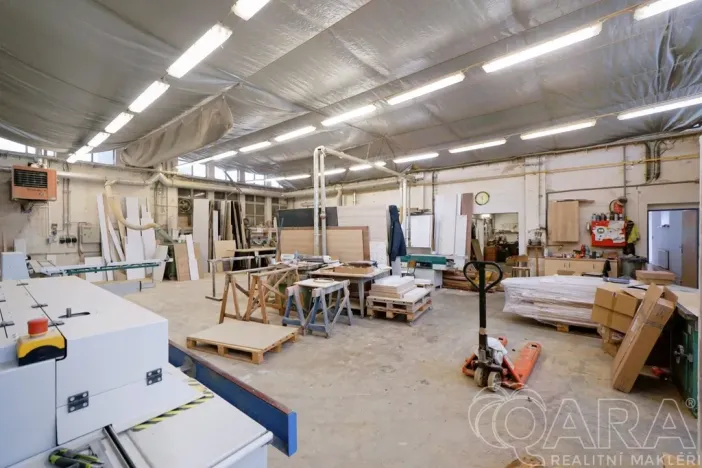 Prodej výrobních prostor, Slaný, Pražská, 665 m2