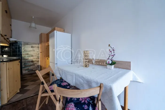 Pronájem bytu 2+kk, Praha - Libuš, K lukám, 43 m2