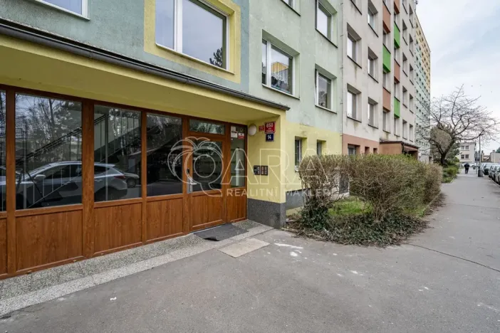 Pronájem bytu 2+kk, Praha - Libuš, K lukám, 43 m2