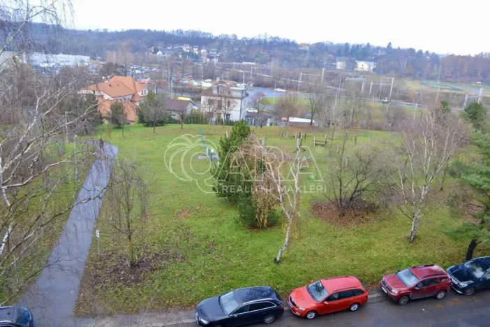 Pronájem bytu 1+1, Praha - Hloubětín, Kukelská, 43 m2